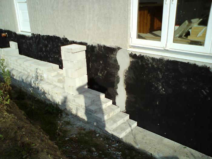 15 Retaining Wall & Cess Tank (53)